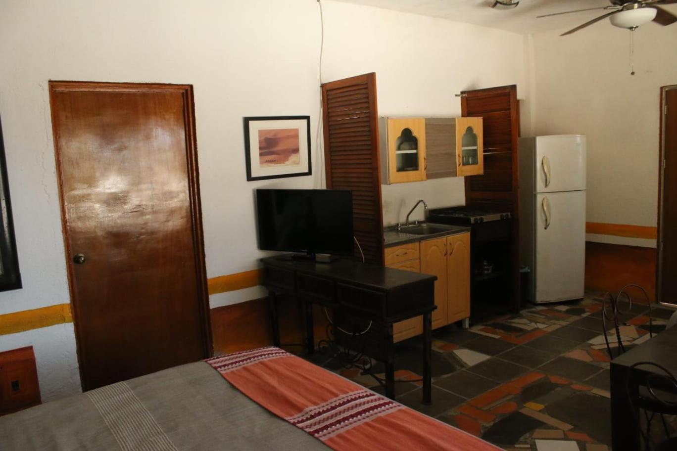 Bed and Breakfast Casa Artista Manzanillo Exterior foto